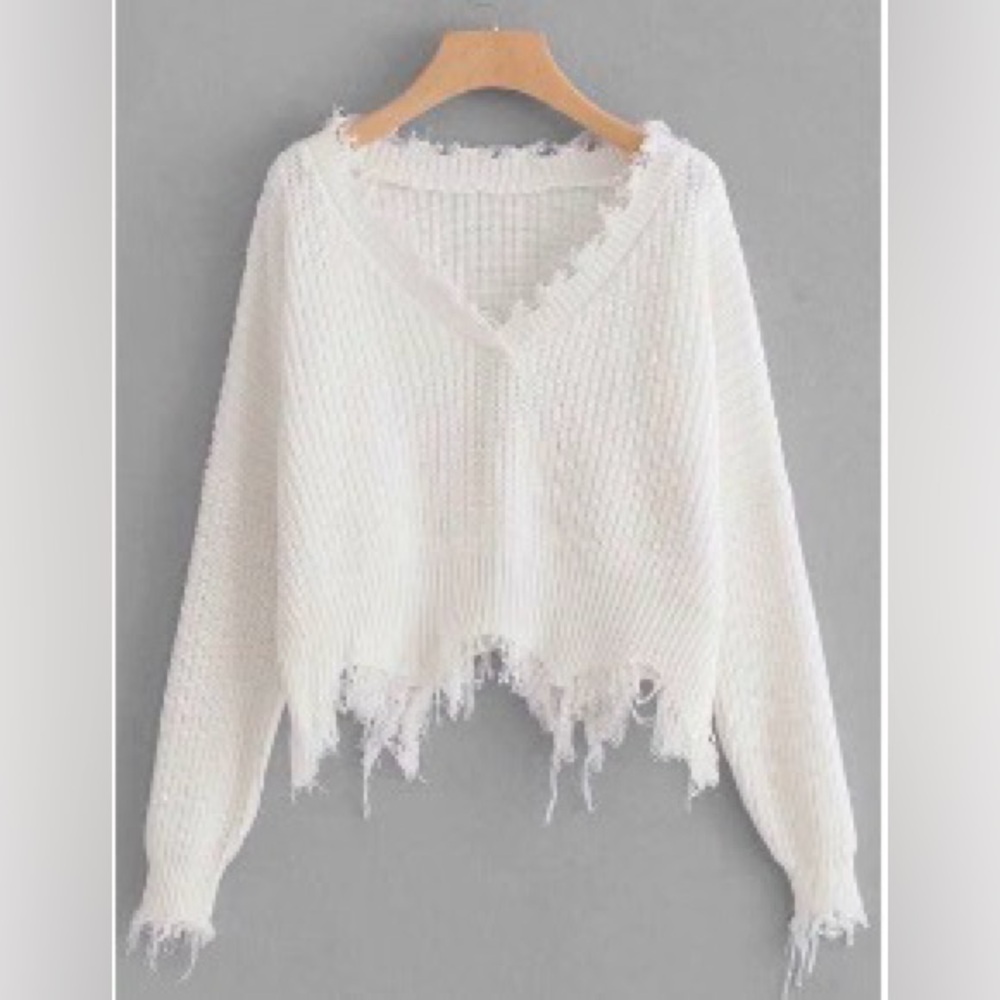 Frayed Hem White Sweater